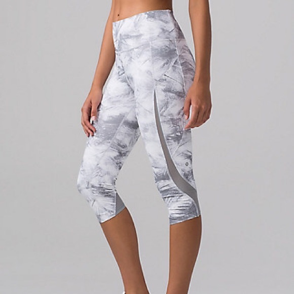 lululemon athletica Pants - Lululemon Train Times Crop